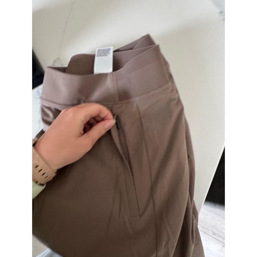 Athleta Tan Skirt with pockets size 14 - Picture 5 of 6